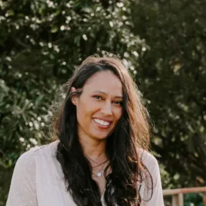 Brandy Hall, MA, AMFT, APCC, Associate Marriage & Family Therapist in Valencia, CA 91355