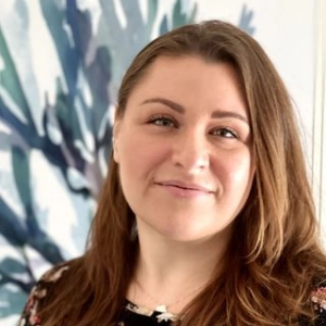 Eryn Hicker, MBA/MSW/LCSW/LICSW-S/EMDR and IFS Certified, Licensed Clinical Social Worker in ,  