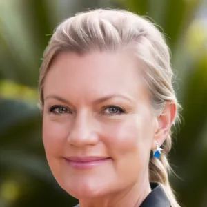 Julia Dee, LPCC, LPC, Licensed Professional Clinical Counselor  in Ohio 