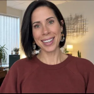 Holli Engelhart, MSW, LICSW, Licensed Clinical Social Worker in Edina, MN 
