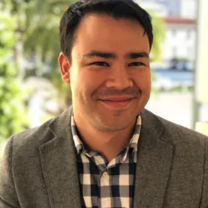 Noah Lau branson
