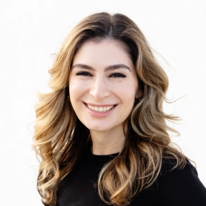 Cayla Minaiy, PhD, LMFT, Licensed Marriage & Family Therapist in Beverly Hills, CA