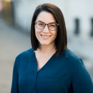 Cara Allan, LMFT, CST, ATR-BC, Licensed Marriage & Family Therapist in Denver, CO 