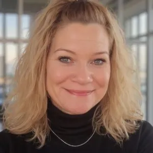 Lisa Hairston