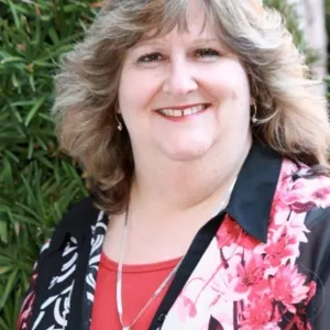 Linda l Vance