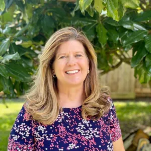 Lisa Hale