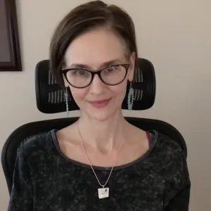 Rachel Zavertnik | rachel z therapy | llc | ifs intensive therapy in oregon, washington, & massachusetts