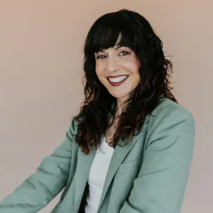 Victoria Muñoz, LPC, Counselor in Phoenix, AZ 85018