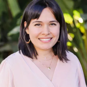 Cienna Palos, MA, LMFT, LPCC, Licensed Marriage & Family Therapist in Newport Beach, CA 92660