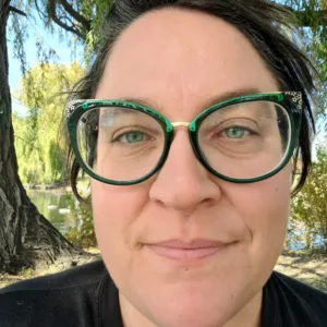 Birch Snogles, LMFT, Licensed Marriage & Family Therapist in Ann Arbor, MI 