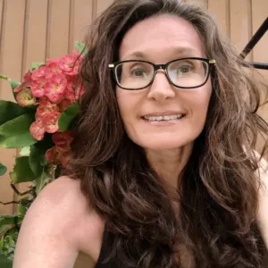 Evelyn Schmechtig Cochran, Certified Emotionally Focused Therapist and Supervisor, Licensed Marriage & Family Therapist in Newark, CA 