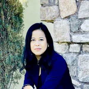 Veronica Saulog-Berry, LPCC-S, NCC, CCMHC, Certified EMDR, Licensed Professional Clinical Counselor in Oakwood, OH 
