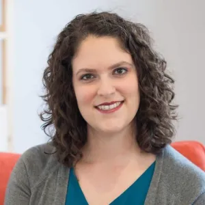 Amanda Mitchell, LCPC, BC-DMT, Creative Art Therapist in Chicago, IL 60641