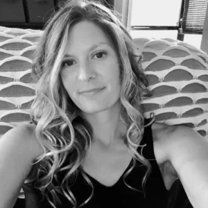 Kristin Morris