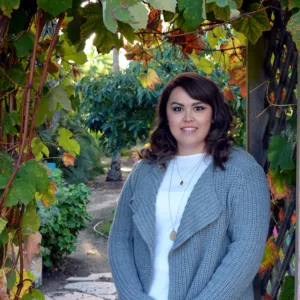 Dr. Melanie Gonzalez, PsyD, LMFT, Trauma & LGBT+ Therapist, Psychotherapist in Irvine, CA 