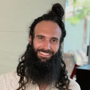 Yoni Banayan