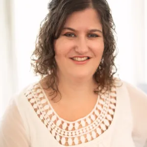 Lauren Worley, LCSW, Licensed Clinical Social Worker in La Crescenta, CA 