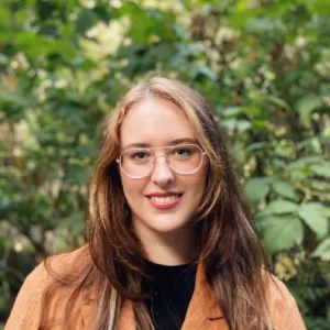 Rafaela de Leon, LMHC, Licensed Clinical Mental Health Counselor Associate in Bothell, WA 