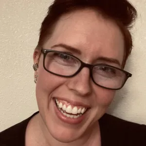 Julie Keanaaina, LCSW, LICSW, MBA, Therapist in Portland, OR 