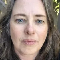 Laura Stone