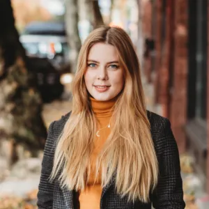 Elizabeth Mateer, LMHC, Licensed Clinical Mental Health Counselor Associate  in Washington 