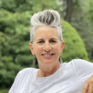 Kristine Flora