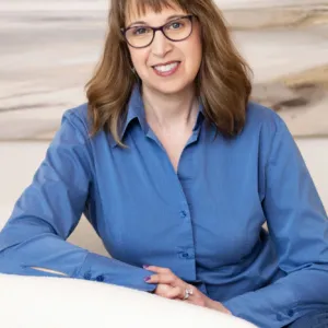 Laura Garrett