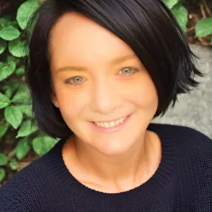 Angela Matthews