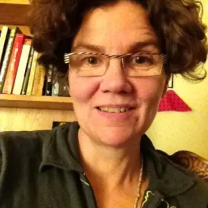 Laura Hawley, LCSW, Lic Acupuncturist, Therapist in Philadelphia, PA 