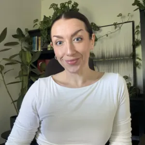 Adrianna Crouch, LCPC (MD), LMHC (FL), Licensed Clinical Mental Health Counselor  in Maryland 