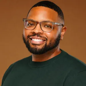 Dr. justyn Smith