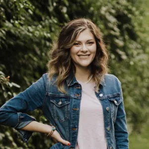 Bradi Gordon, , Licensed Professional Clinical Counselor  in Ilinois 