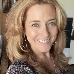 Suzanne Perry
