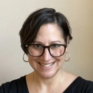 Jennifer Laurenza, LMHC, LMFT, LPC, Licensed Clinical Mental Health Counselor in Lakeville, MA 