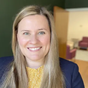 Dr. christine Smith