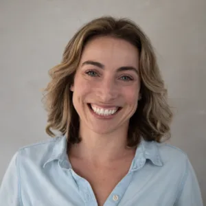 Lindsay Kerr