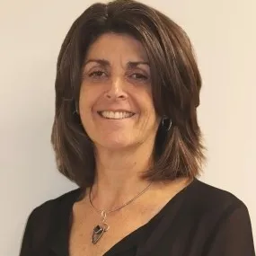 Elizabeth Starnes