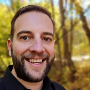 Dr. dominic Schmuck
