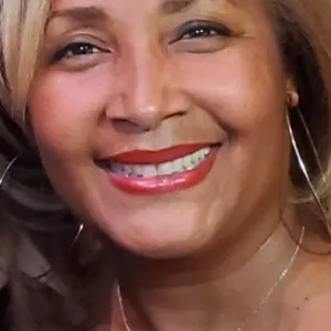 Carmonique Harris
