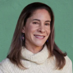 Viviana McKenney, Psychological Associate, Student Therapist in Redondo Beach, CA 