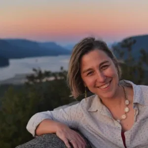 Dr. glori Gray
