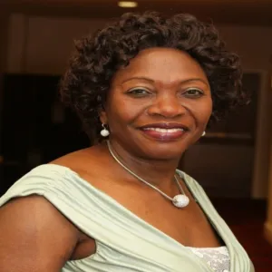 Stella Osemwegie