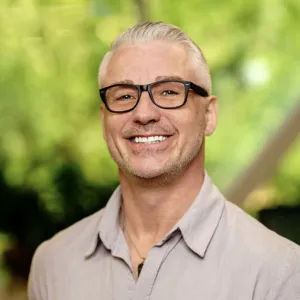 Griffin Oakley, MSCP, NCC, LMHC, Professional Counselor Associate  in Oregon 