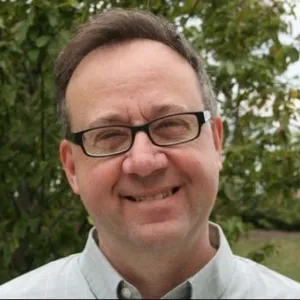 Carl Hippensteel, LCPC, Counselor in Evanston, IL 