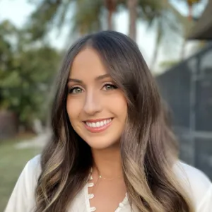 Manuela Valdivieso, MSW, Registered Clinical Social Worker Intern in ,  