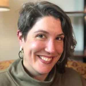 Julia Hutchinson, MSW, LICSW, Clinical Social Worker  in Edina, MN 