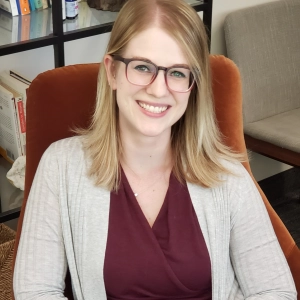 Emma Virden, LGSW, Licensed Master of Social Work in Oakdale, MN 55128