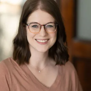 Emma Virden, LICSW, Licensed Clinical Social Worker in Oakdale, MN 55128