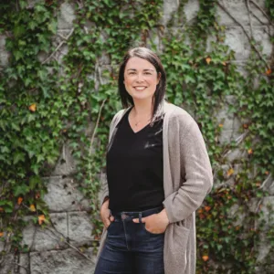 Cristine Steele, LMFT, Licensed Marriage & Family Therapist in West Seattle, WA 98116