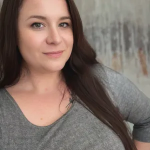 Amanda Woolston